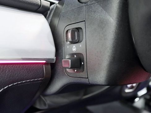 Used 2021 Mercedes-Benz GLS 580 4MATIC image 15