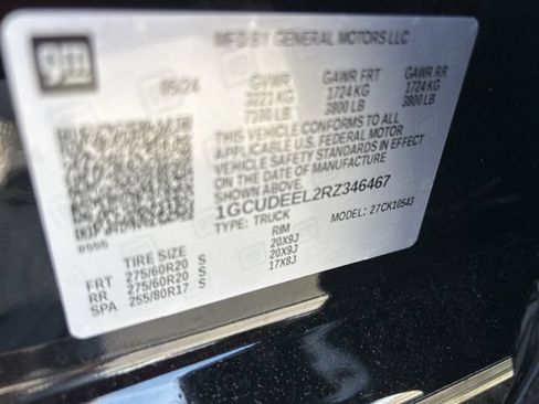 Used 2024 Chevrolet Silverado 1500 RST w/ Redline Edition AWD/4WD image 35