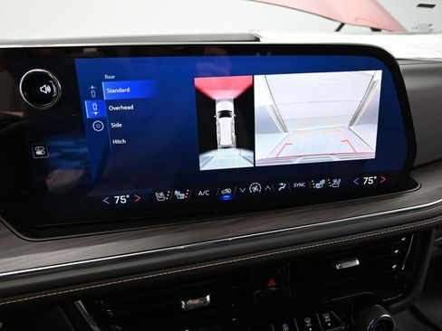 Used 2025 Chevrolet Tahoe Premier image 37