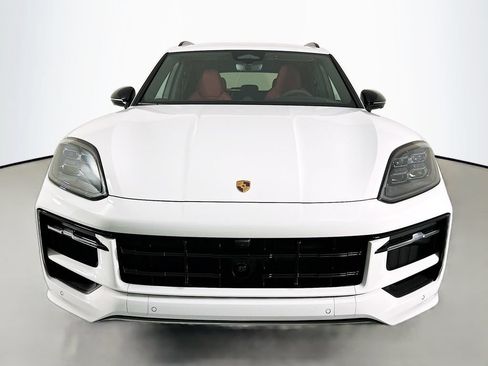 New 2026 Porsche Cayenne GTS AWD/4WD image 6