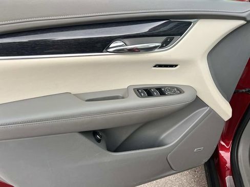 Used 2022 Cadillac XT6 Premium Luxury w/ LPO, Floor Liner Package image 13