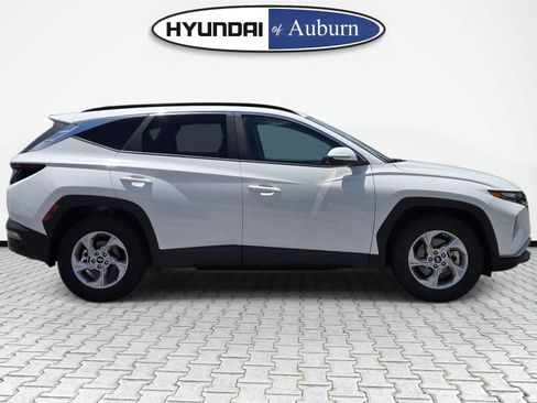 Certified 2023 Hyundai Tucson SEL w/ Winter Package FWD image 4