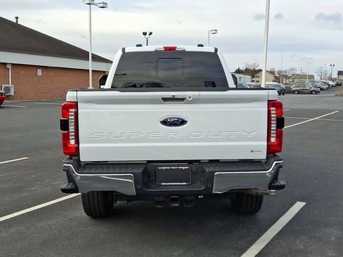 Used 2024 Ford F250 Lariat w/ Chrome Package image 5