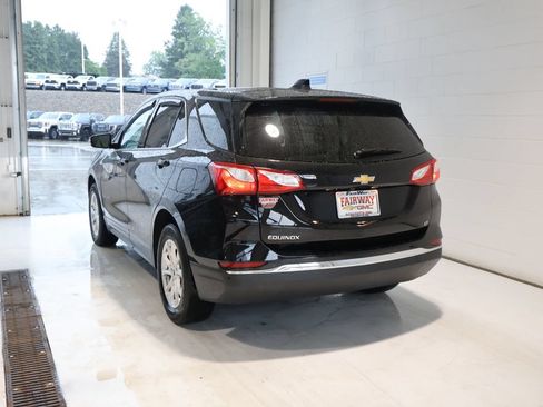 Certified 2018 Chevrolet Equinox LT FWD image 8