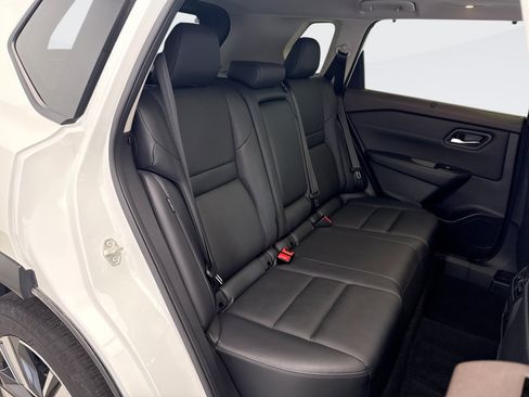 Used 2023 Nissan Rogue SL w/ SL Premium Package AWD/4WD image 19