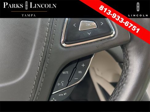 Used 2020 Lincoln MKZ w/ Convenience Package image 28