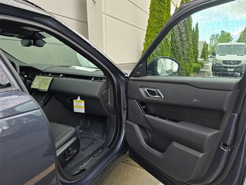 New 2026 Land Rover Range Rover Velar Dynamic SE image 31