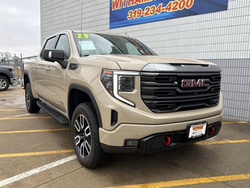 Used 2023 GMC Sierra 1500 AT4 w/ Technology Package image 2