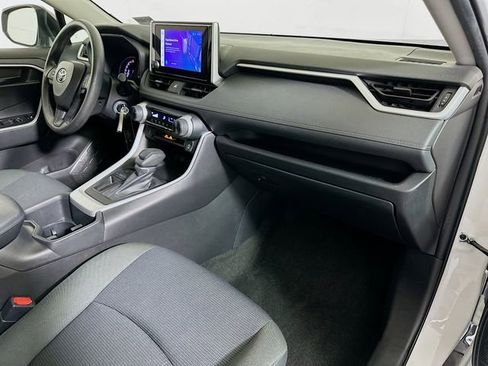 Certified 2024 Toyota RAV4 LE image 28