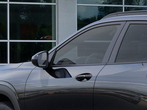 New 2026 Chevrolet Trax LT w/ Driver Confidence Package image 12