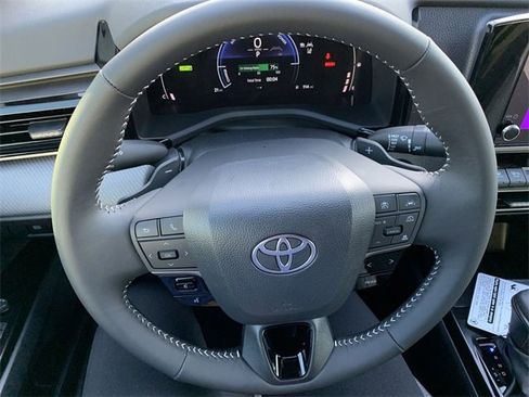 New 2026 Toyota Camry SE image 19