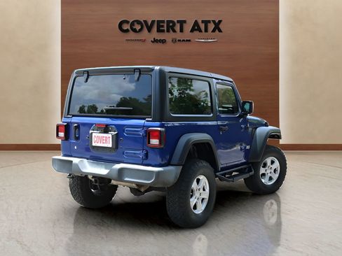 Used 2019 Jeep Wrangler Sport AWD/4WD image 5