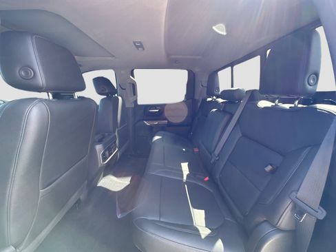 Used 2019 Chevrolet Silverado 1500 LTZ image 23