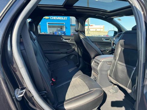 Used 2021 Ford Edge ST-Line image 10