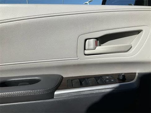 Used 2021 Toyota Sienna LE image 12