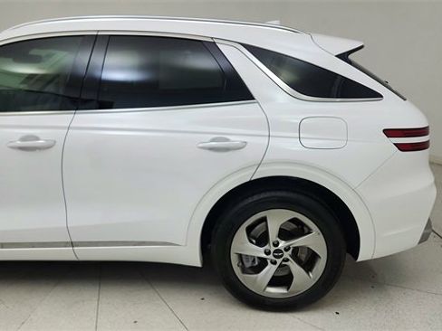 Used 2026 Genesis GV70 2.5T image 10