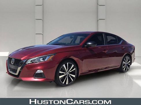 Used 2020 Nissan Altima 2.0 SR FWD image 1