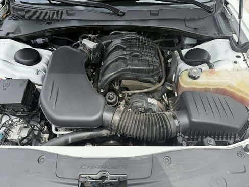 Used 2023 Dodge Charger SXT RWD image 9