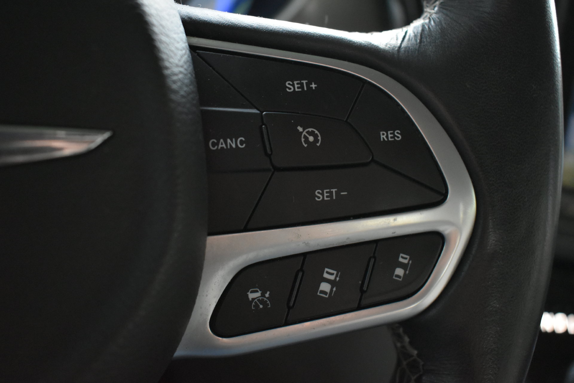 Used 2021 Chrysler Pacifica Touring-L FWD image 20