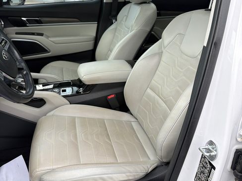 Used 2021 Kia Telluride SX w/ SX Prestige Package AWD/4WD image 12