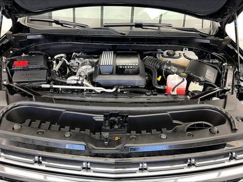 Used 2023 Chevrolet Tahoe Premier AWD/4WD image 9
