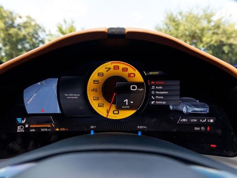 Used 2022 Ferrari Roma RWD image 31