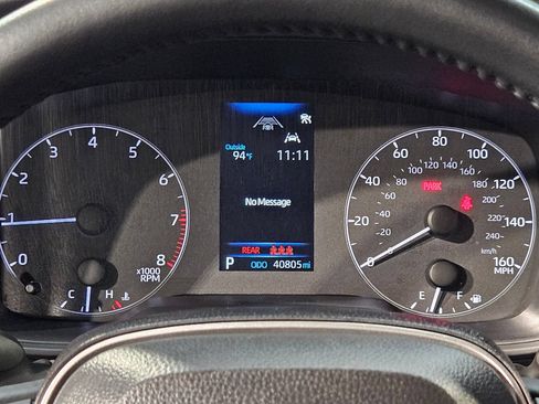 Used 2025 Toyota Corolla SE FWD image 15