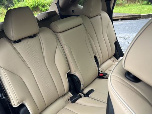 Used 2023 Acura MDX SH-AWD w/ Advance Package image 17