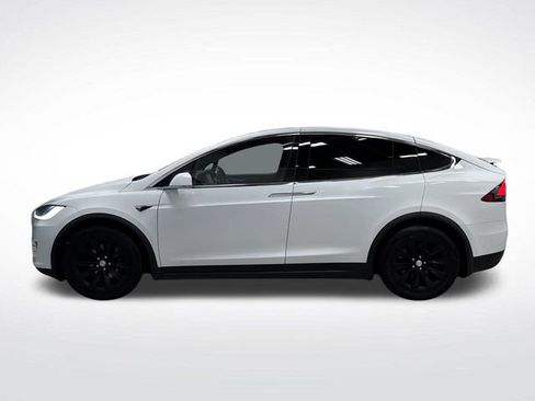 Used 2020 Tesla Model X Long Range image 12