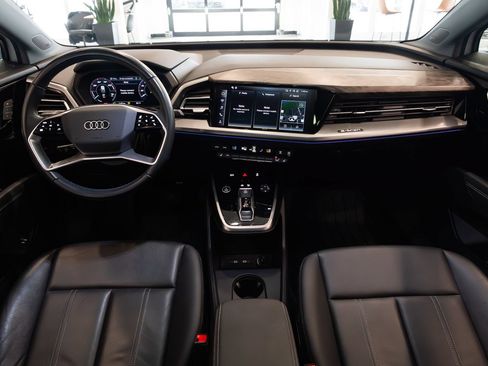 Used 2023 Audi Q4 e-tron Premium Plus AWD/4WD image 9