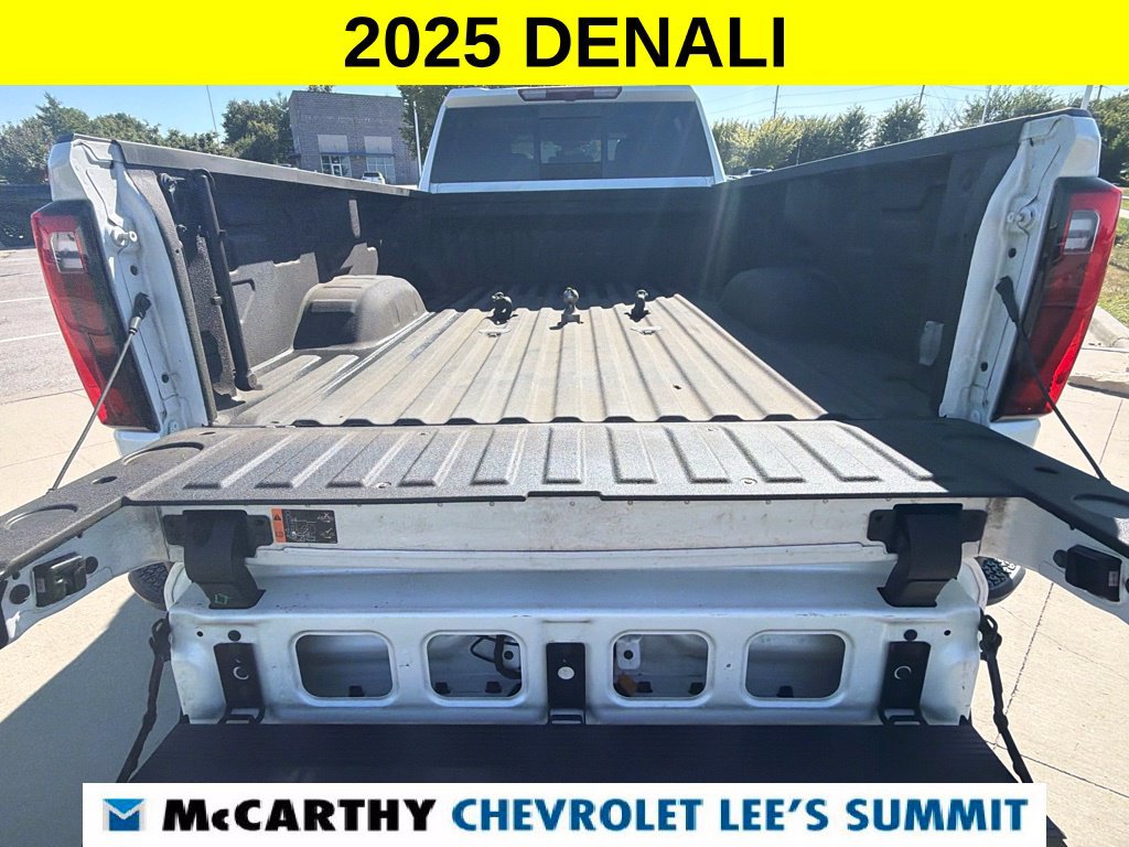 Used 2025 GMC Sierra 3500 Denali AWD/4WD image 52