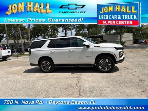 Used 2025 Chevrolet Tahoe Z71 w/ Comfort Package AWD/4WD image 15