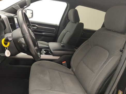 Used 2019 RAM 1500 Big Horn AWD/4WD image 17