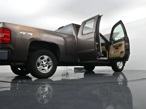Used 2008 Chevrolet Silverado 1500 LT w/ Power Pack Plus AWD/4WD image 42