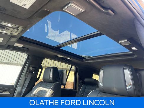 Used 2023 Cadillac Escalade V image 28