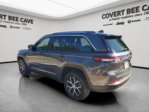 Used 2024 Jeep Grand Cherokee Limited image 7