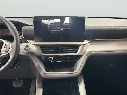 New 2026 Ford Explorer Active w/ Active Comfort Package image 14