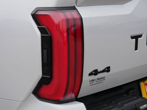 Used 2024 Toyota Tundra Limited w/ TRD Off-Road Package image 17