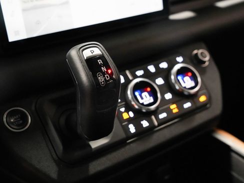 Used 2020 Land Rover Defender 110 X AWD/4WD image 17