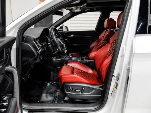 Used 2018 Audi SQ5 Premium Plus w/ S Sport Package image 19