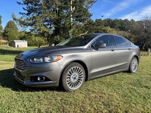 Used 2013 Ford Fusion Titanium image 1