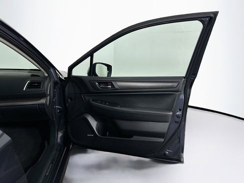 Used 2016 Subaru Legacy 3.6R Limited image 33