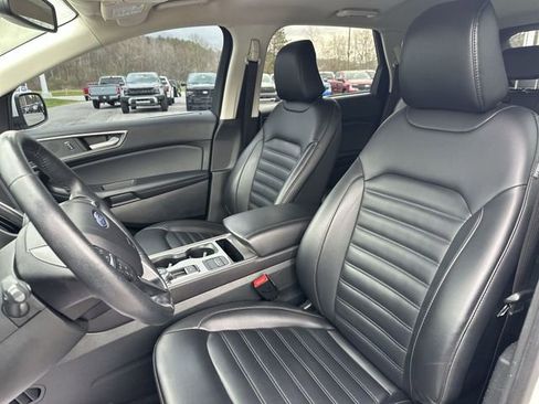 Used 2024 Ford Edge SEL AWD/4WD image 15
