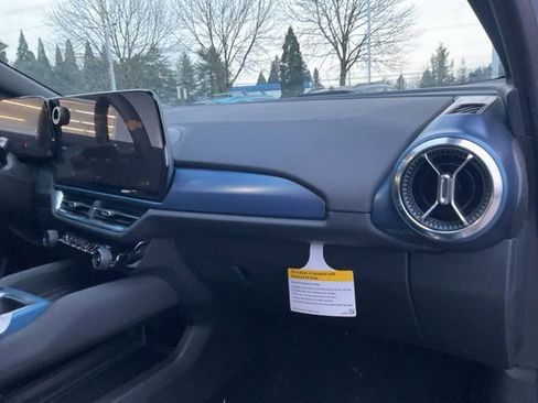 New 2026 Chevrolet Equinox EV LT image 18