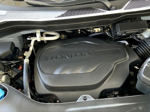 Used 2023 Honda Passport TrailSport image 31