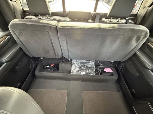 Used 2024 Chevrolet Silverado 3500 High Country w/ Technology Package image 31