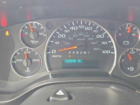 Used 2020 Chevrolet Express 2500 w/ Driver Convenience Package image 23