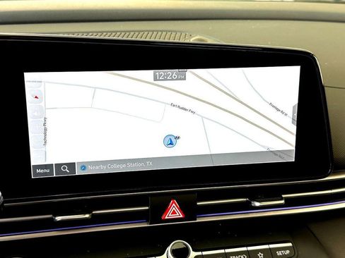 Used 2024 Hyundai Elantra SEL image 21