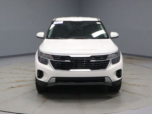 Used 2024 Kia Seltos LX AWD/4WD image 6