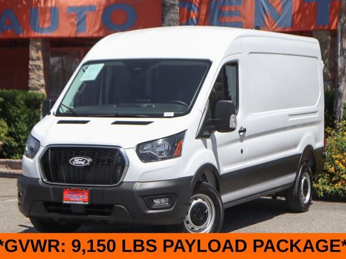 Used 2026 Ford Transit 250 148 Medium Roof RWD image 4